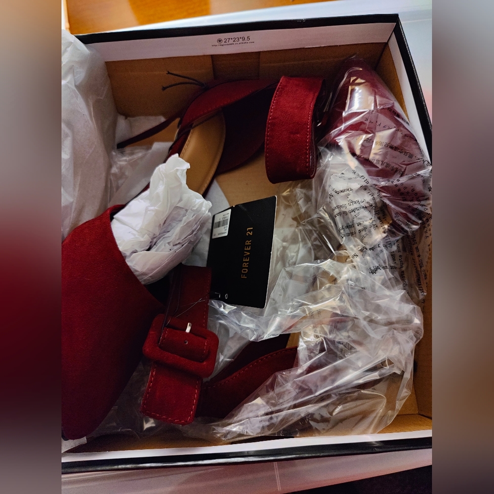 Forever 21 IH-Romamia Wine color heel size 9 - Picture 5 of 6